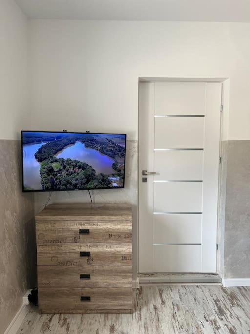 Apartament Ogrodowy Apartment Miechow Bagian luar foto